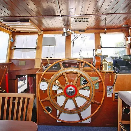 Ботель Houseboat Hollandischer Schlepper Ribnitz-damgarten - Dos061003-u *