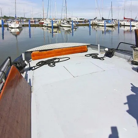 Houseboat Hollandischer Schlepper Ribnitz-damgarten - Dos061003-u Рибниц-Дамгартен